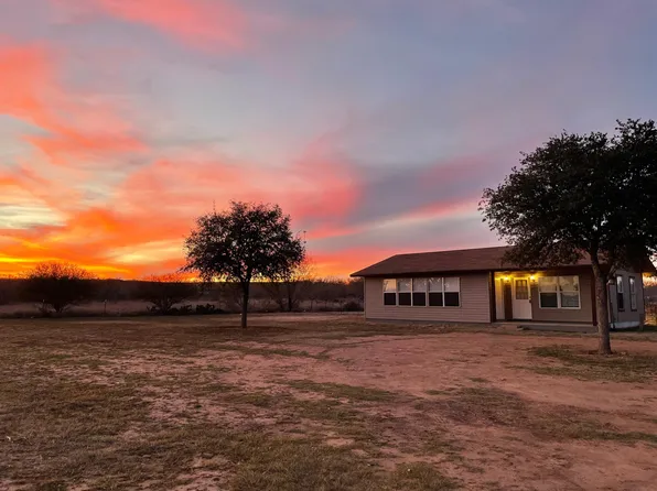 12525 N Interstate Highway 35, Moore, TX 78057