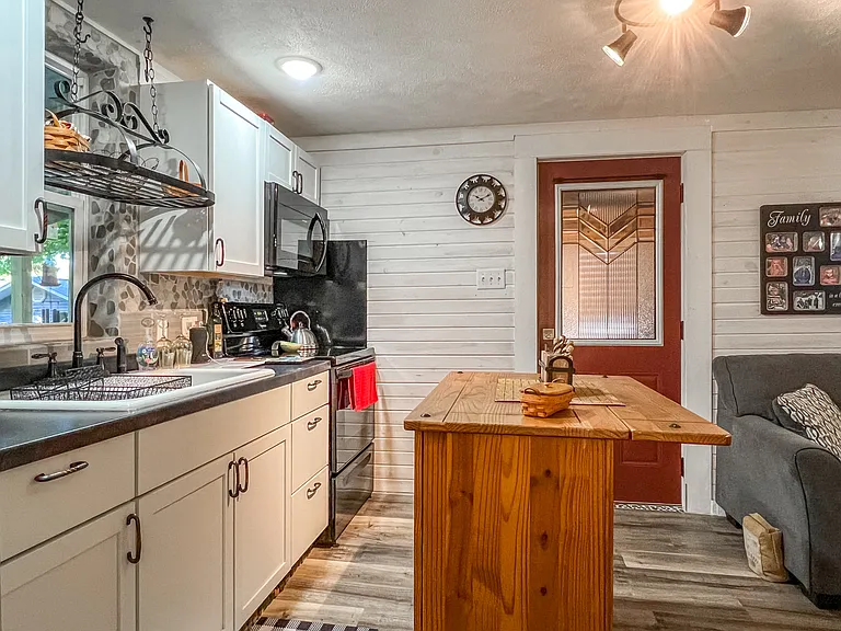 8 Perala Ct — Photo 6