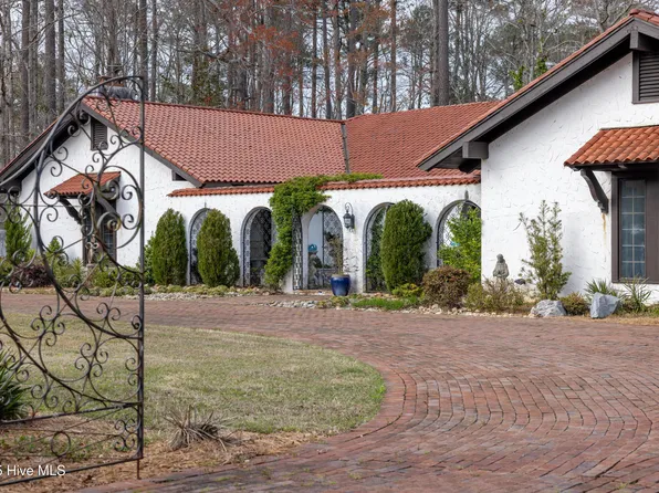 903 Robert Street, Windsor, NC 27983