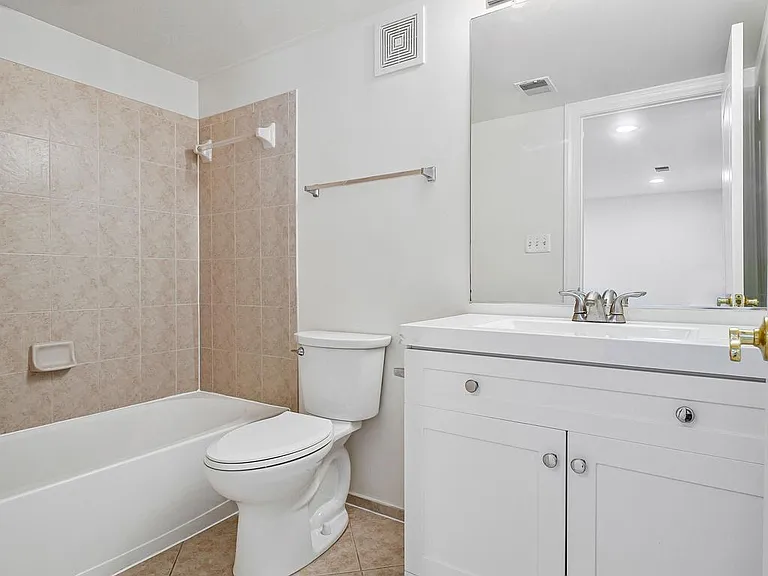 7720 Spoleto Ln — Photo 50