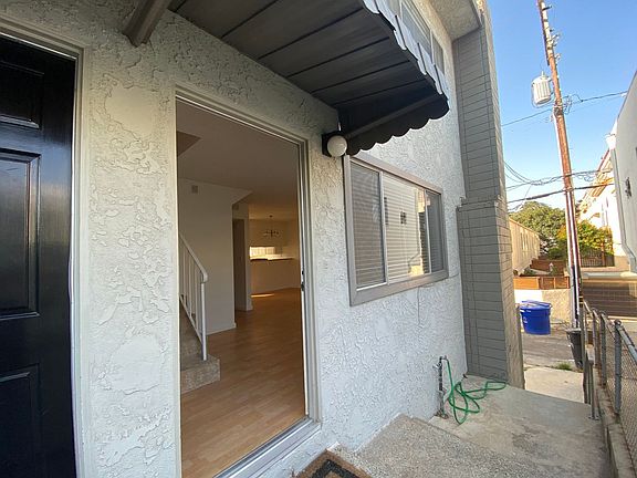 2nd image of 938 16th St APT 6