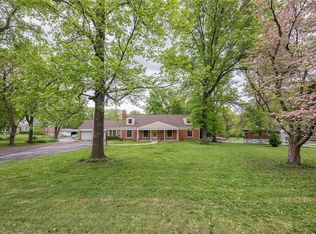 15 Calverton Rd, Saint Louis, MO 63135