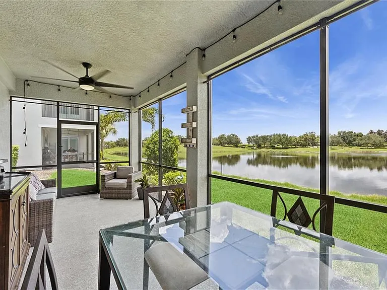 917 Tidewater Shores Loop — Photo 15