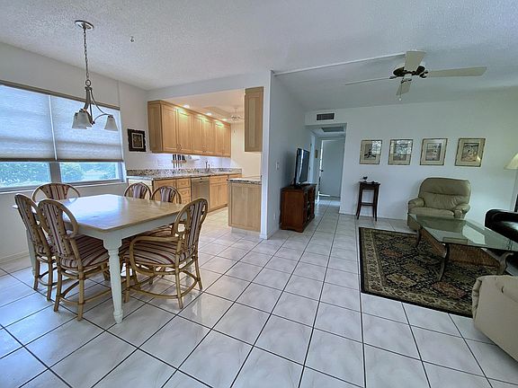 4th image of 4060 Cambridge C