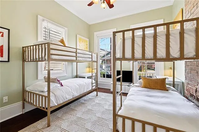 808 Lyons St — Photo 11