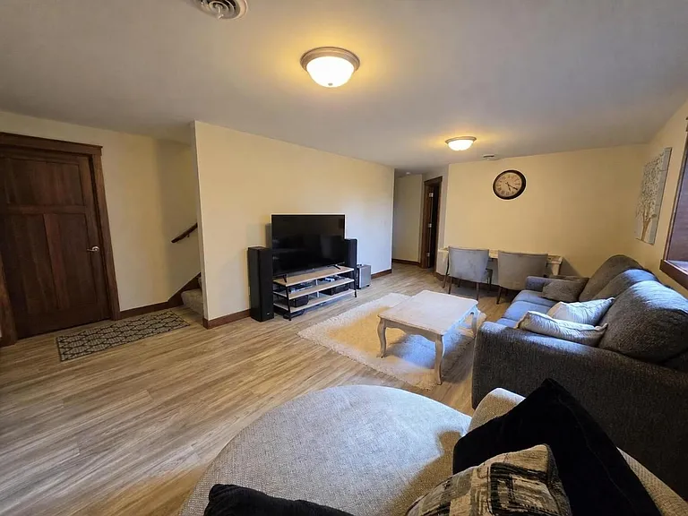 3270 White Oak Ln — Photo 26
