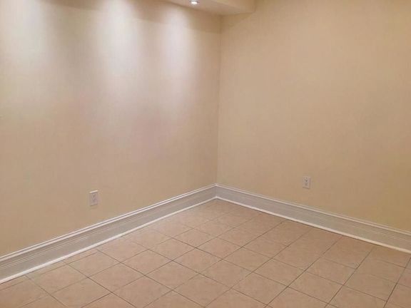 4th image of 5 Pinehurst Ave APT 1-B