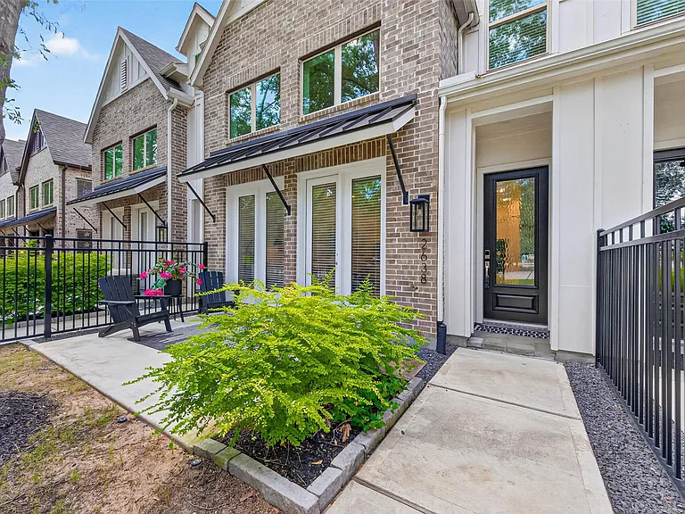 2638 Woodforest Pkwy — Photo 3