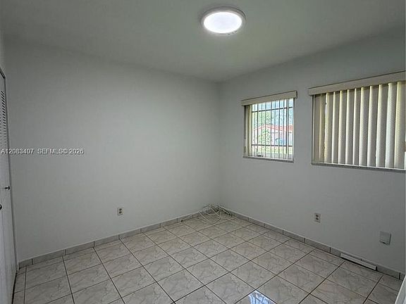 4th image of 1731 SW 103rd Ave