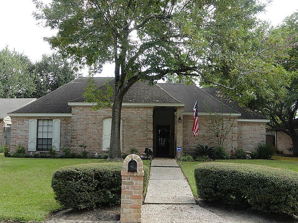 1st image of 20311 Laurel Lock Dr