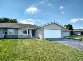 321 Clinton St, Lowell, IN 46356