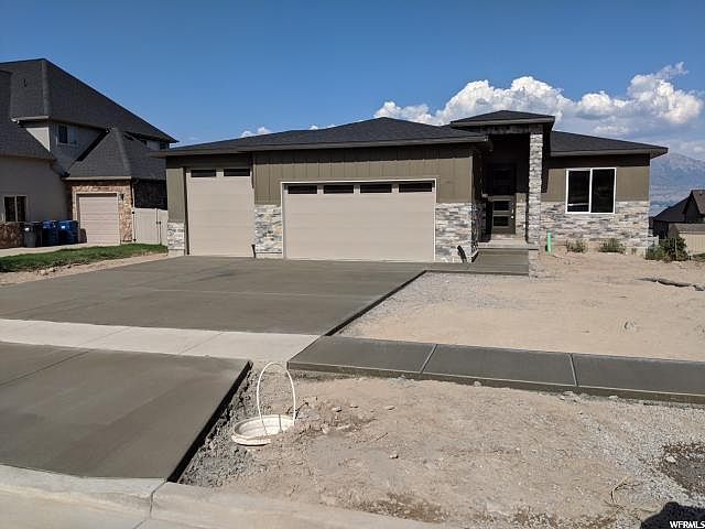 1st image of 3898 S Beacon Dr