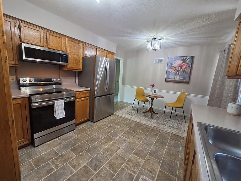 7430 Reeds Ln — Photo 9
