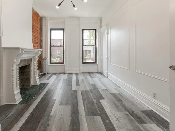 1002 Putnam Avenue image 2 of 6