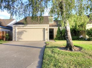 1164 Spruce Tree Cir, Sacramento, CA 95831