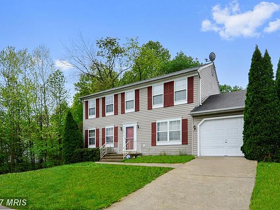 2nd image of 8412 Laura Ln