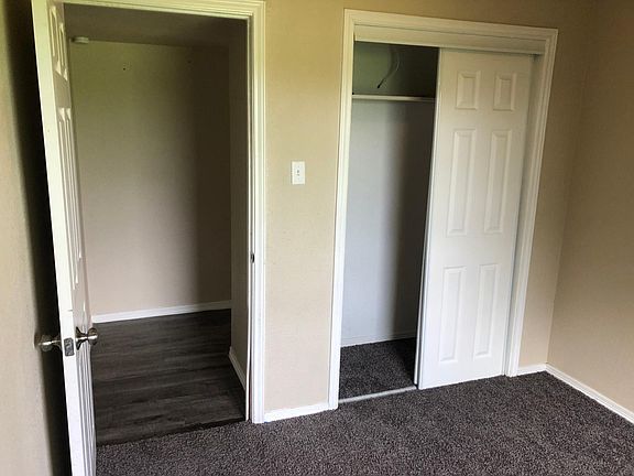 4th image of 9850 La Branch Dr #27