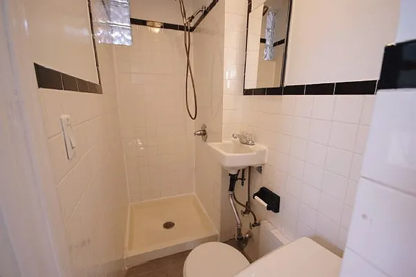 Rented by Highline Residential | media 19