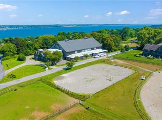 30 Sandy Point Farm Rd, Portsmouth, RI 02871