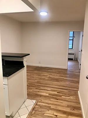 Rented by SP Brokerage Inc | media 15