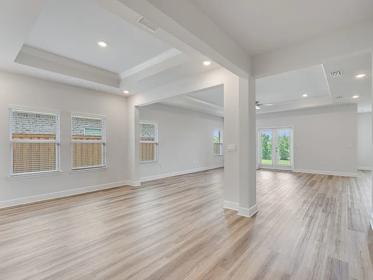 30520 Willie Dr — Photo 6