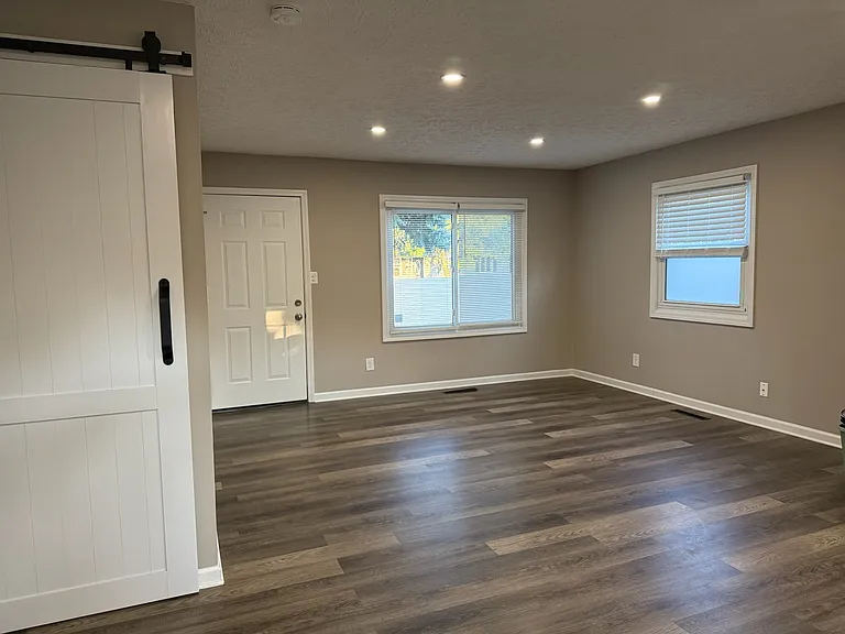 3551 Paxton Dr — Photo 11