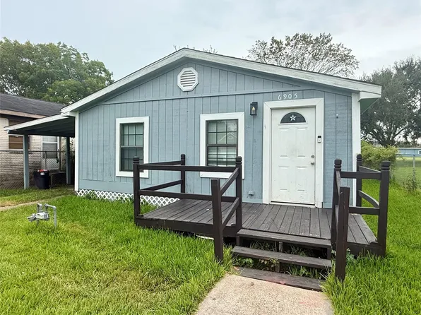 6905 Speaker St, Hitchcock, TX 77563