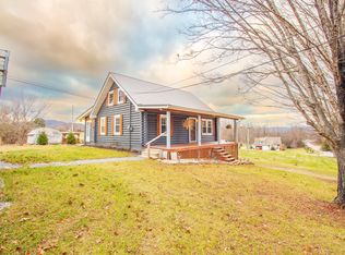 995 Lovelace Rd, Fall Branch, TN 37656