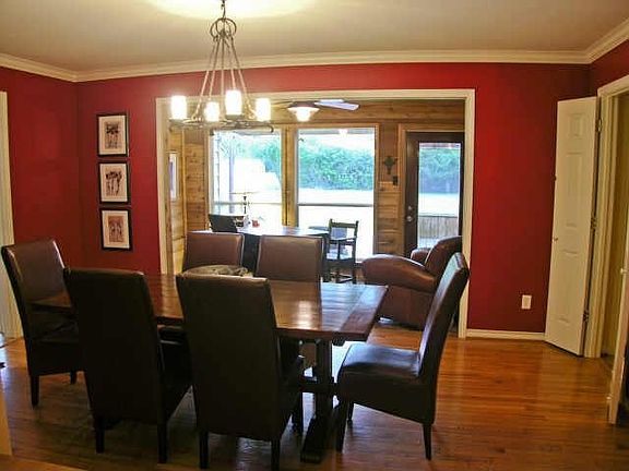 4th image of 1416 San Saba Dr