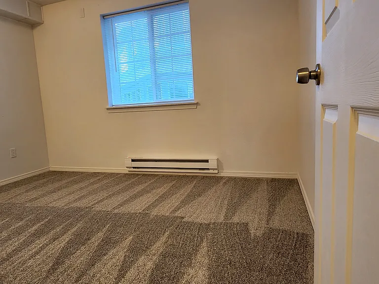 7302 6th Ave #12 — Photo 10