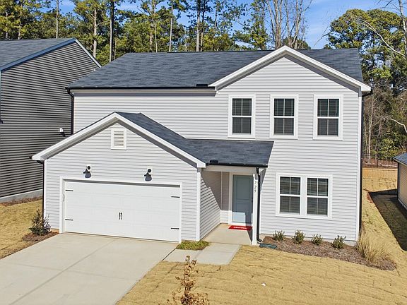 2nd image of 729 Richardson Dr