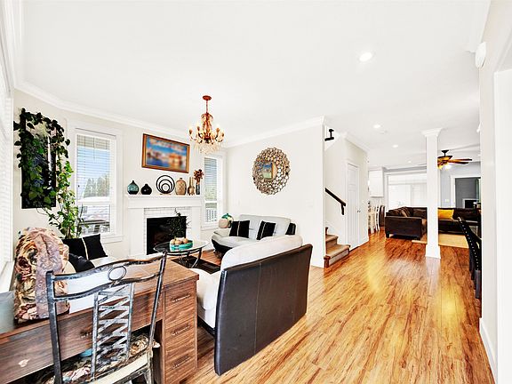 3rd image of 7051 144b St