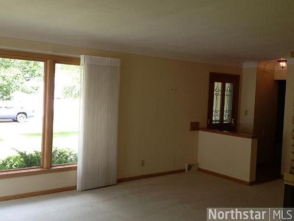 5th image of 4881 Morehead Ave