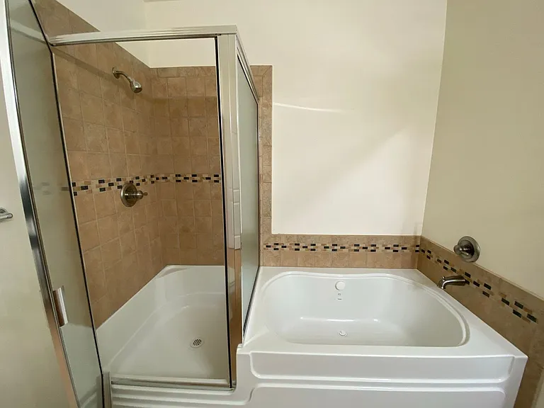 3511 Hovley Ln — Photo 25