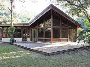 15906 Willowdale Rd, Tampa, FL 33625