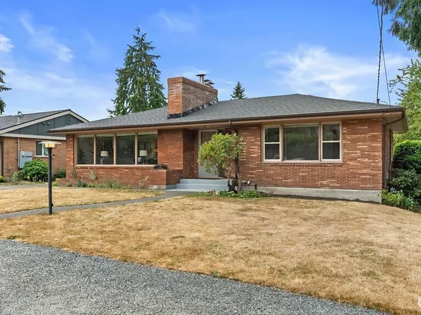 9533 14th Avenue NW, Seattle, WA 98117