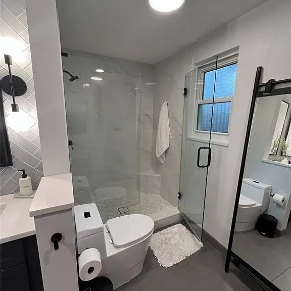 3745 SW 6th Pl — Photo 43
