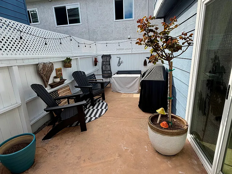 350 Avocado St #G1 — Photo 7