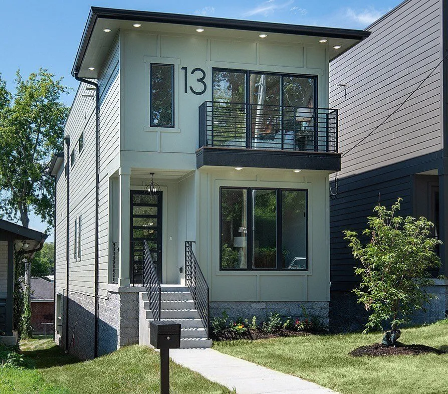 Luxury Furnished 4BR Home | Rooftop Terrace | Garage | 30+ Day Stays | Near Downtown Nashville — Photo 3