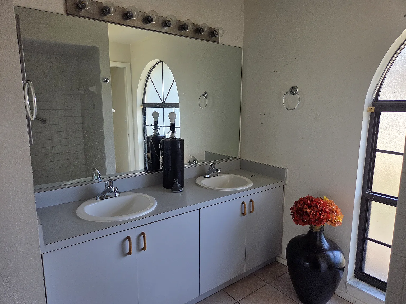 3 bed, 1650 sqft, $3,250 — Photo 3
