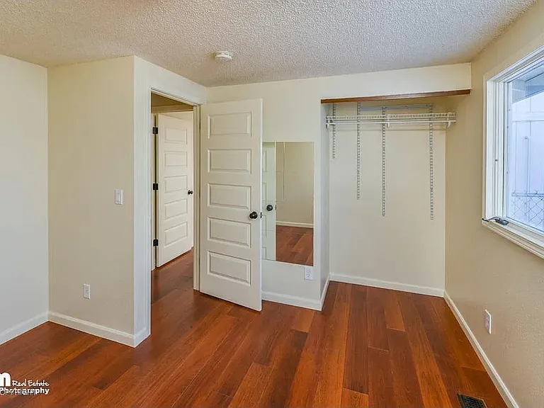 512 Cherry St — Photo 18