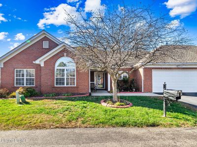 9601 McNeely Lake Dr, Louisville, KY, 40229