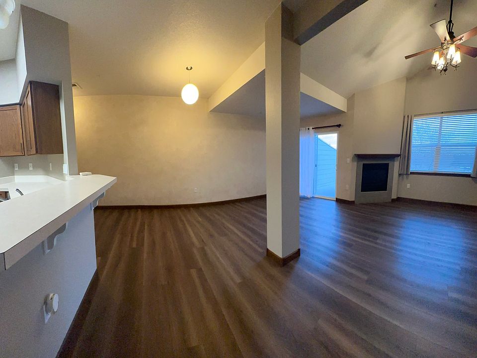1st image of 4245 Boardwalk Dr Unit F8