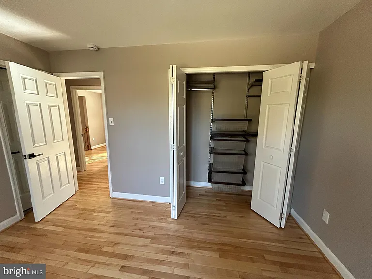 15006 Nebraska Ln — Photo 16