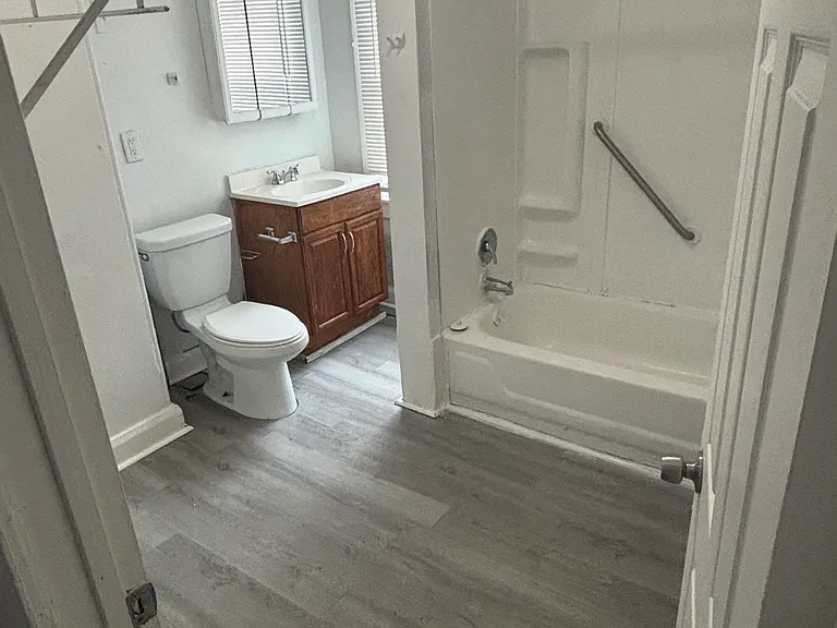 134 Thompson St #1 — Photo 9
