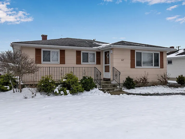 67 Crandon Blvd — Photo 26
