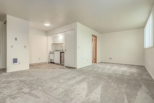 2200 E Mill Plain Blvd #1-10 Photo 1
