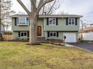 268 Northern Blvd, Saint James, NY 11780