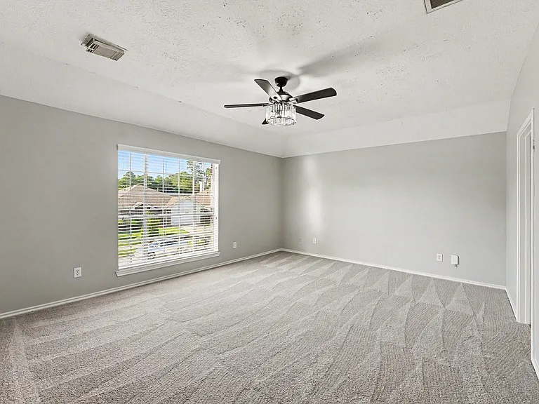 5402 Timbers Quail Dr — Photo 23