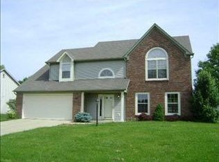 8058 Sunblest Blvd, Fishers, IN 46038